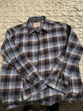 Classic Men's Blue Plaid Button-Up Shirt